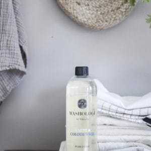 Baltų ir spalvotų audinių skalbiklis, Washologi